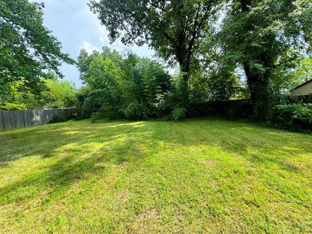 7241 GERMANSHIRE LN, Memphis, TN 38125
