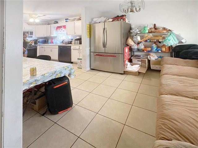 660 Browning Lane, Conyers, GA 30013