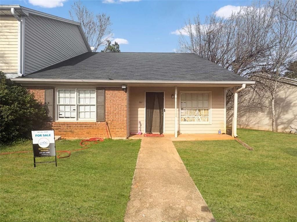 660 Browning Lane, Conyers, GA 30013