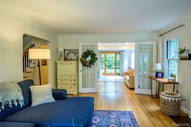 656 W Maplehurst Street, Ferndale, MI 48220
