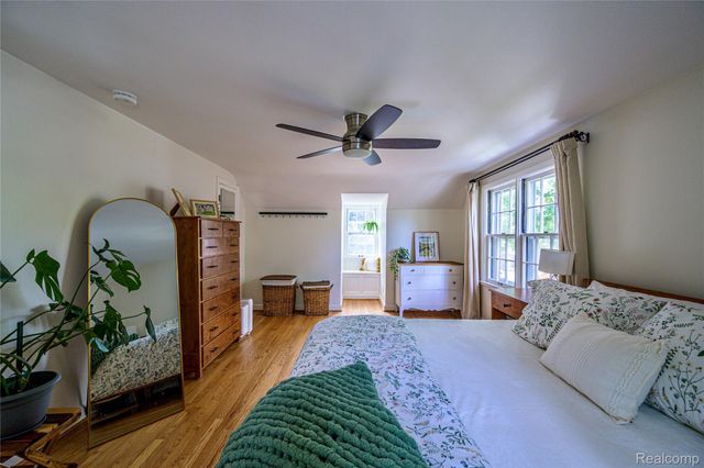656 W Maplehurst Street, Ferndale, MI 48220