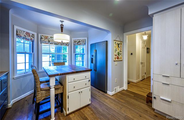 656 W Maplehurst Street, Ferndale, MI 48220