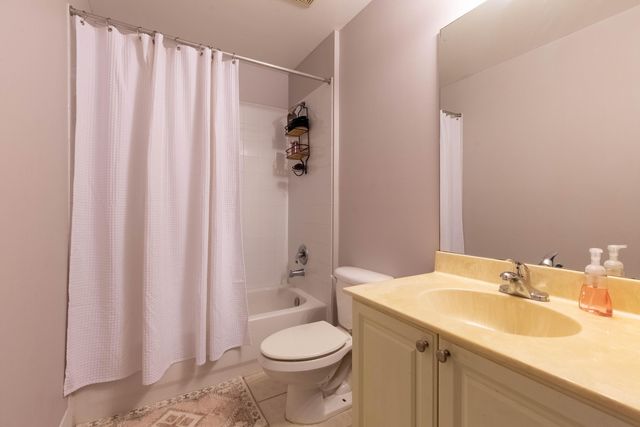 2100 Greenview Shores Boulevard 505, Wellington, FL 33414