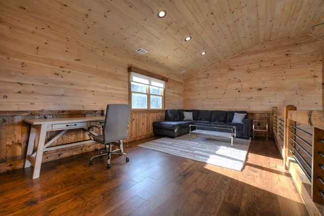 315 River Retreat Road, Blue Ridge, GA 30513