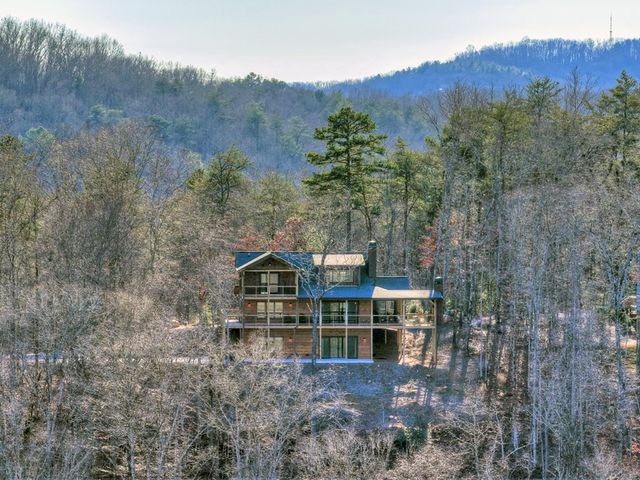 315 River Retreat Road, Blue Ridge, GA 30513
