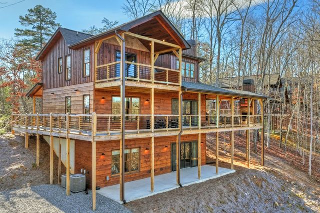 315 River Retreat Road, Blue Ridge, GA 30513