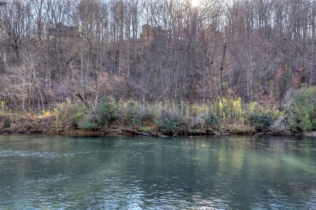 315 River Retreat Road, Blue Ridge, GA 30513