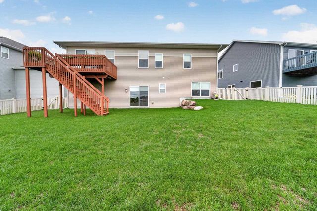 10106 Watts Road, Verona, WI 53593