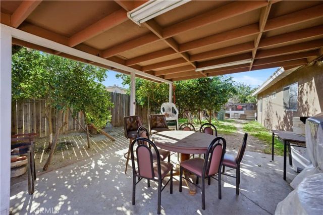 1230 Arthur Avenue, Riverside, CA 92501