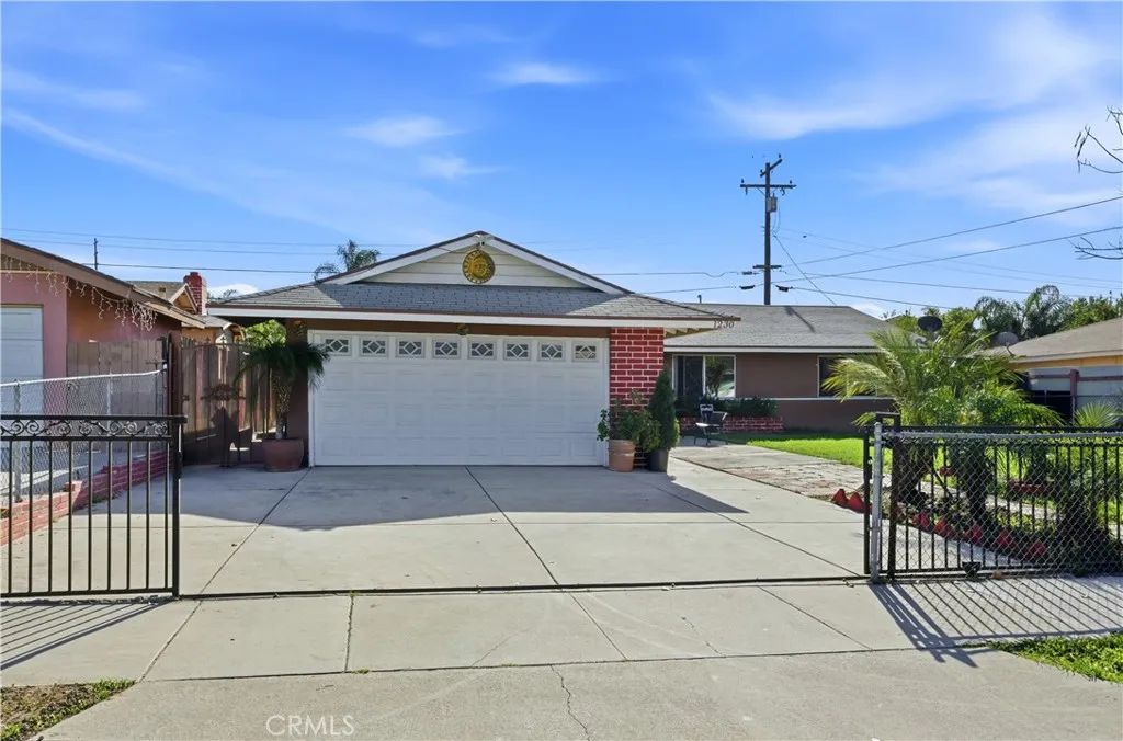 1230 Arthur Avenue, Riverside, CA 92501