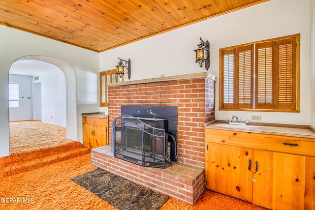 6540 MCNUTT Road, Anthony, NM 88021