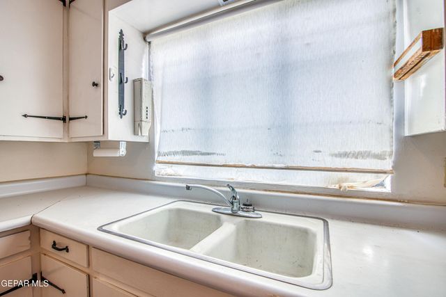 6540 MCNUTT Road, Anthony, NM 88021