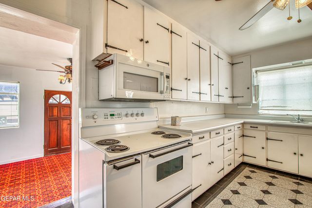 6540 MCNUTT Road, Anthony, NM 88021