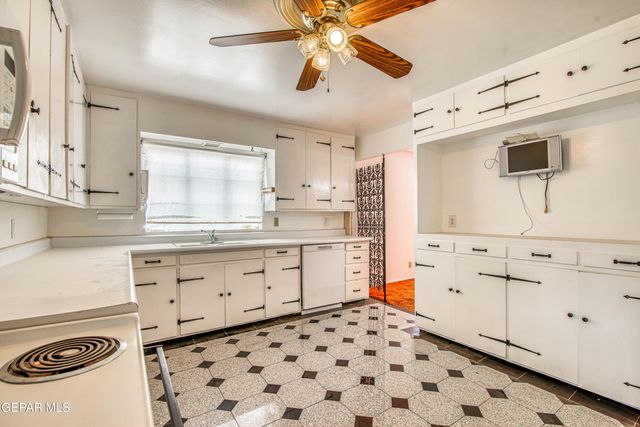 6540 MCNUTT Road, Anthony, NM 88021