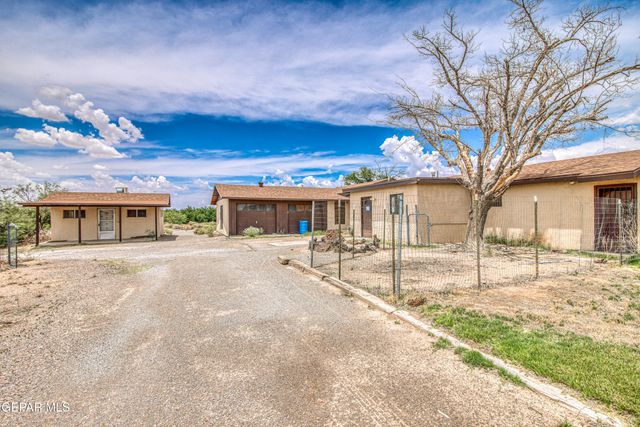 6540 MCNUTT Road, Anthony, NM 88021