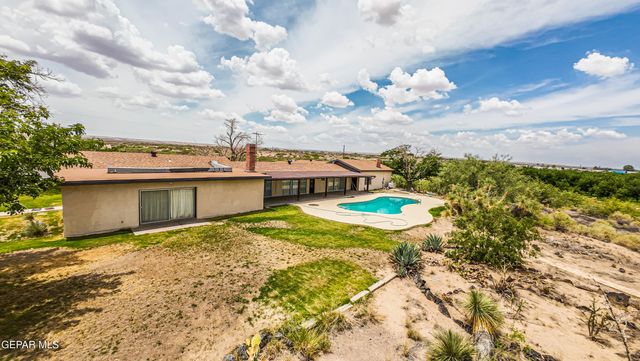 6540 MCNUTT Road, Anthony, NM 88021