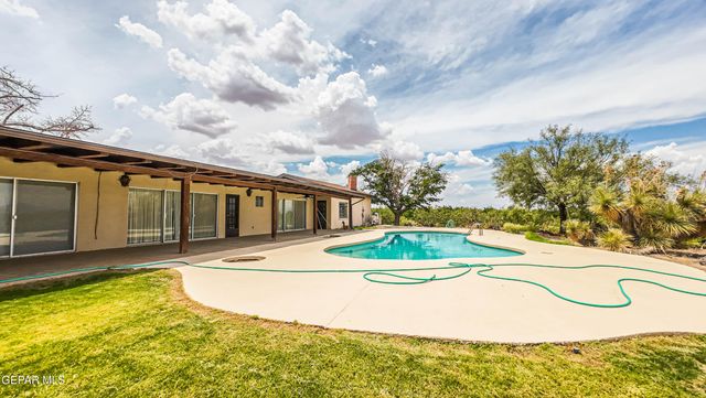 6540 MCNUTT Road, Anthony, NM 88021