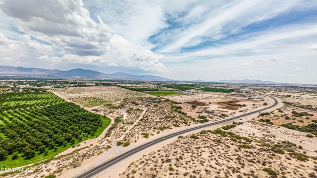 6540 MCNUTT Road, Anthony, NM 88021