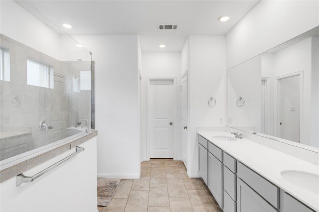 133 Lenera DR, Liberty Hill, TX 78642