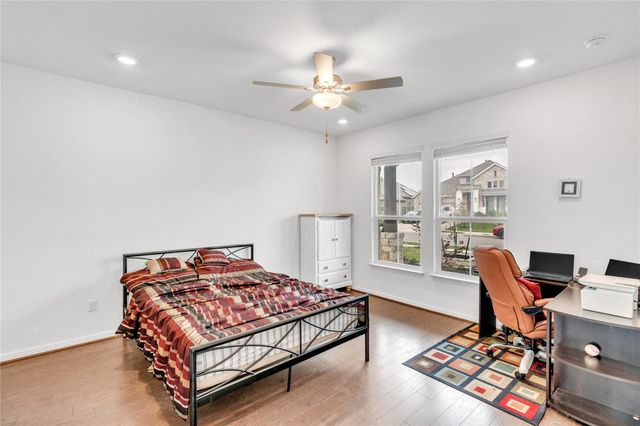 133 Lenera DR, Liberty Hill, TX 78642