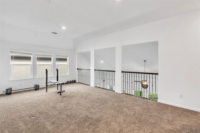 133 Lenera DR, Liberty Hill, TX 78642