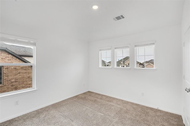 133 Lenera DR, Liberty Hill, TX 78642