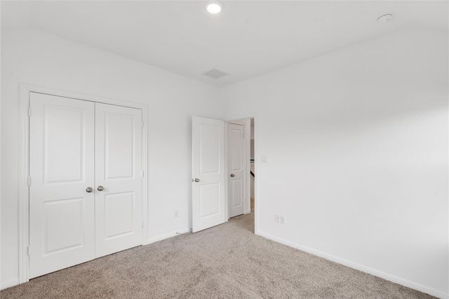 133 Lenera DR, Liberty Hill, TX 78642