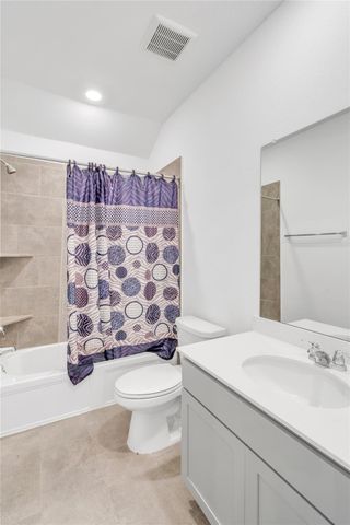 133 Lenera DR, Liberty Hill, TX 78642