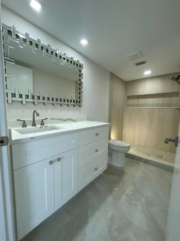 7321 Amberly Lane 302, Delray Beach, FL 33446