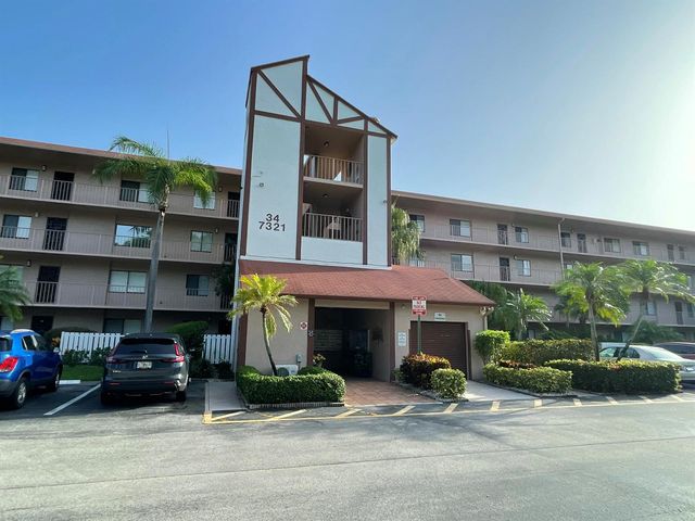 7321 Amberly Lane 302, Delray Beach, FL 33446