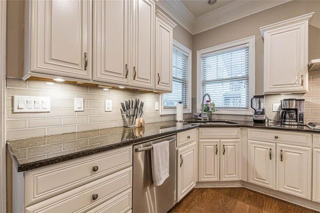 1264 FOWLER Street NW, Atlanta, GA 30318