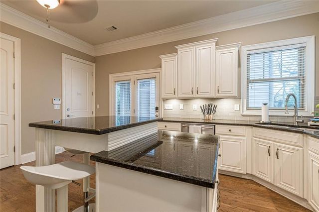 1264 FOWLER Street NW, Atlanta, GA 30318