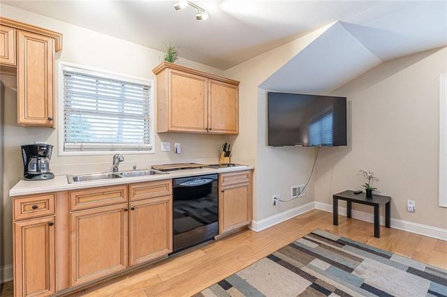 1264 FOWLER Street NW, Atlanta, GA 30318