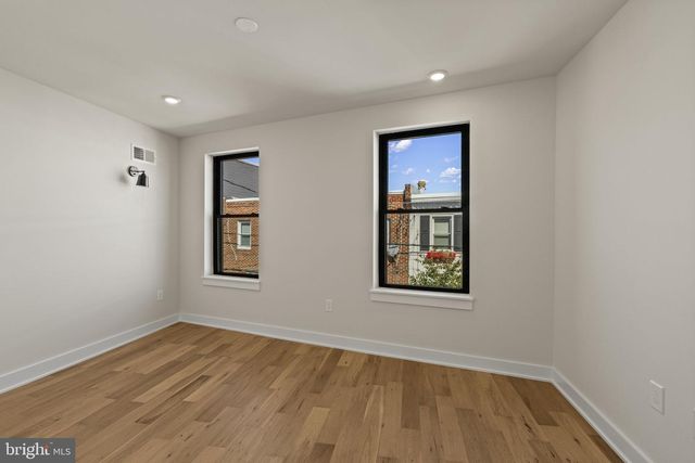 418 SIGEL ST, Philadelphia, PA 19148