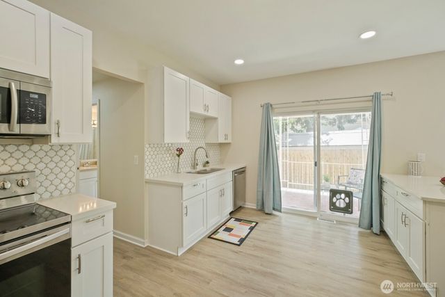 3611 E I Street, Tacoma, WA 98404
