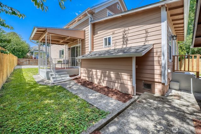 3611 E I Street, Tacoma, WA 98404