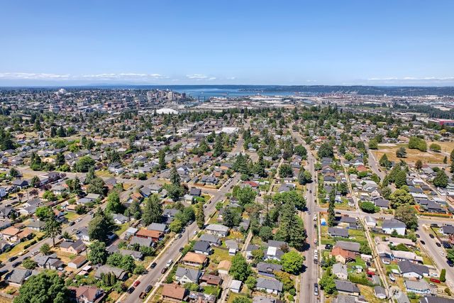 3611 E I Street, Tacoma, WA 98404
