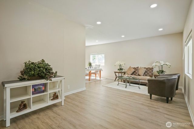 3611 E I Street, Tacoma, WA 98404