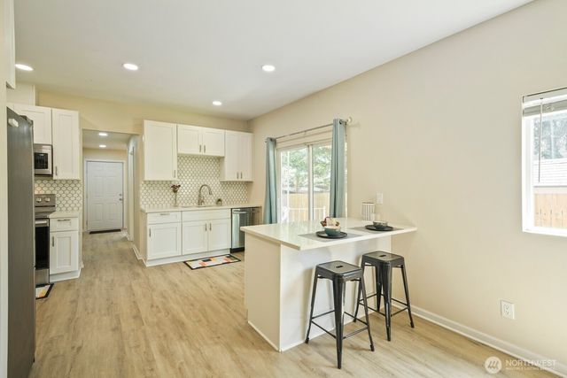 3611 E I Street, Tacoma, WA 98404