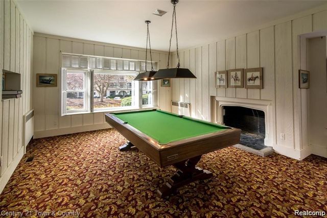 42160 Woodward Avenue Avenue 8, Bloomfield Hills, MI 48304