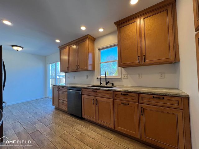 905 E Exchange Street, Owosso, MI 48867