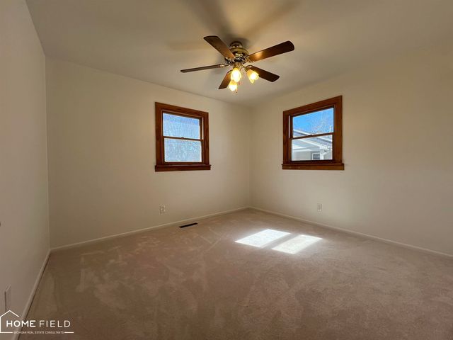 905 E Exchange Street, Owosso, MI 48867