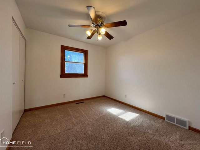 905 E Exchange Street, Owosso, MI 48867