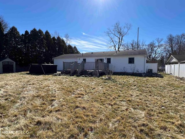 905 E Exchange Street, Owosso, MI 48867