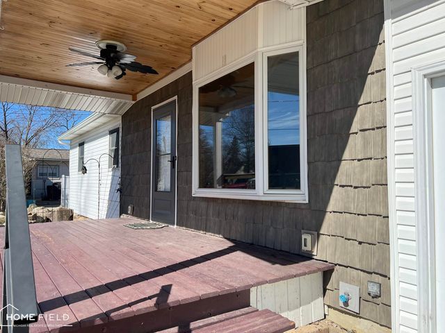 905 E Exchange Street, Owosso, MI 48867