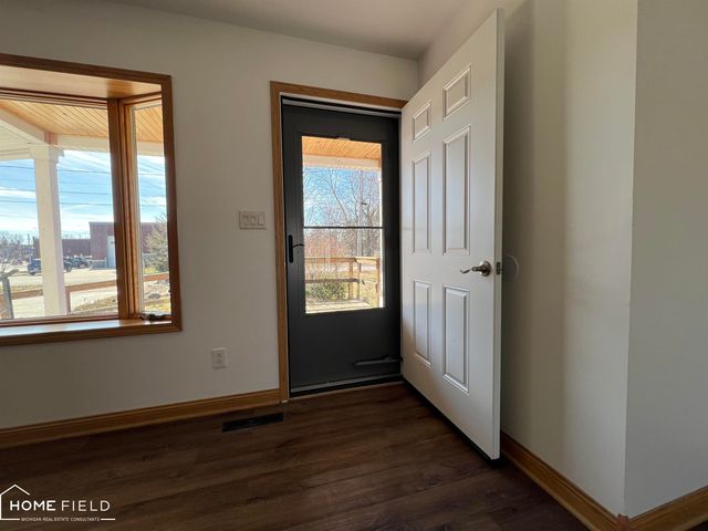 905 E Exchange Street, Owosso, MI 48867