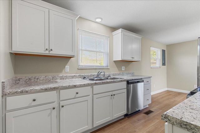 400 N Iowa Avenue, Etowah, TN 37331