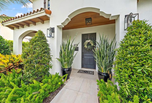 914 NE 2ND Avenue, Delray Beach, FL 33444