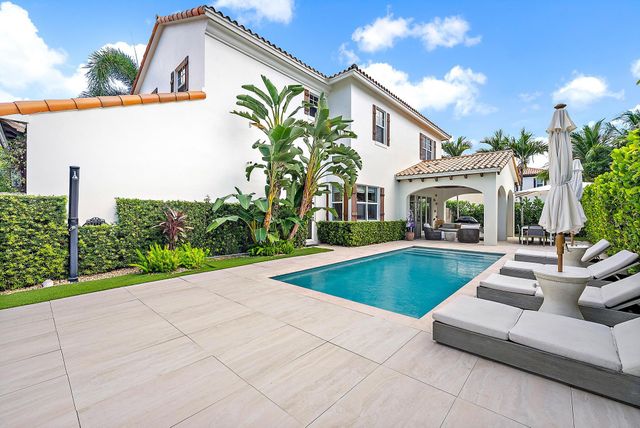 914 NE 2ND Avenue, Delray Beach, FL 33444