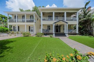 732 and 732 1/2 NE OAK STREET, St Petersburg, FL 33701